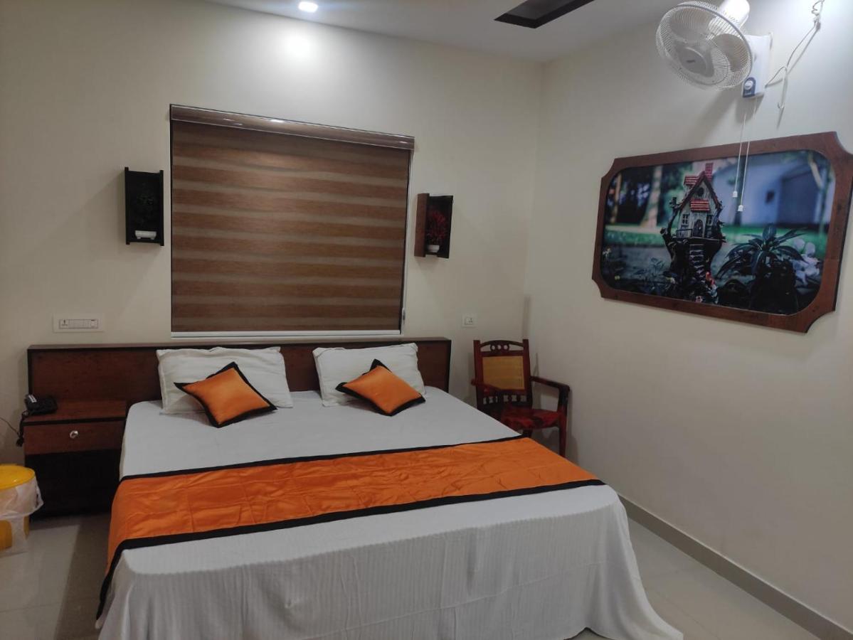 Hotel PMS Dhabi Residency Kottakkal Exterior foto