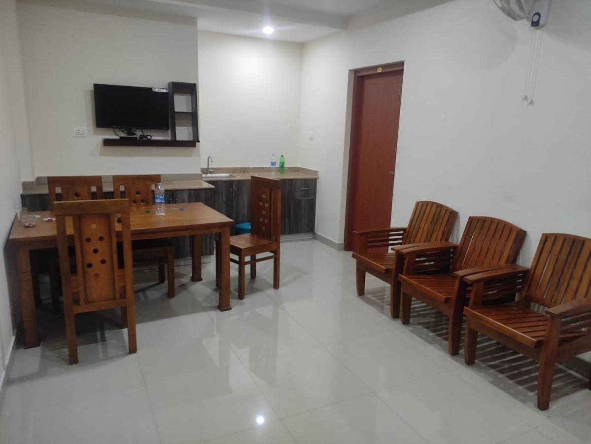 Hotel PMS Dhabi Residency Kottakkal Exterior foto