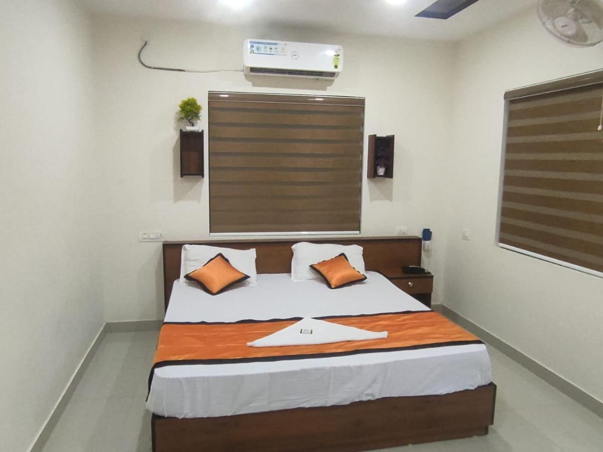 Hotel PMS Dhabi Residency Kottakkal Exterior foto